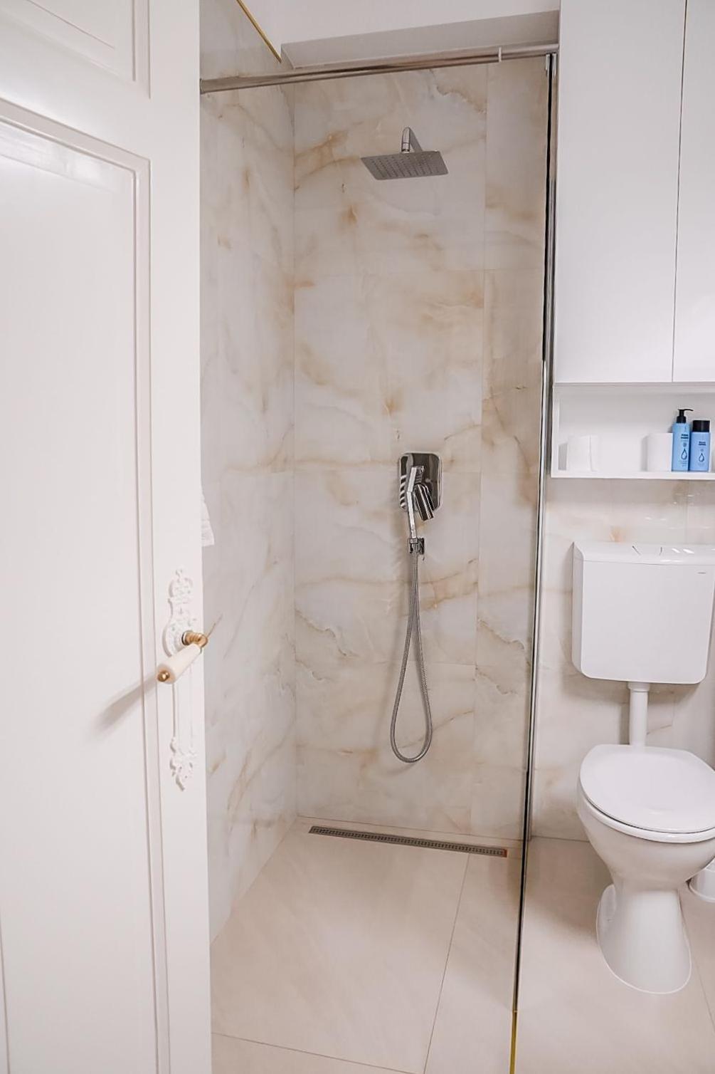 Glori Gold Apartaments Baia Mare Extérieur photo