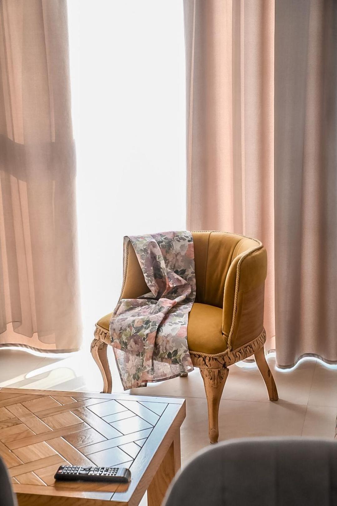 Glori Gold Apartaments Baia Mare Extérieur photo